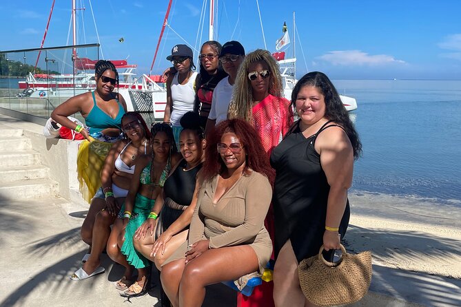 Private Catamaran and Sunset Cruise to Ricks Cafe From Negril - Dining and Catering Options