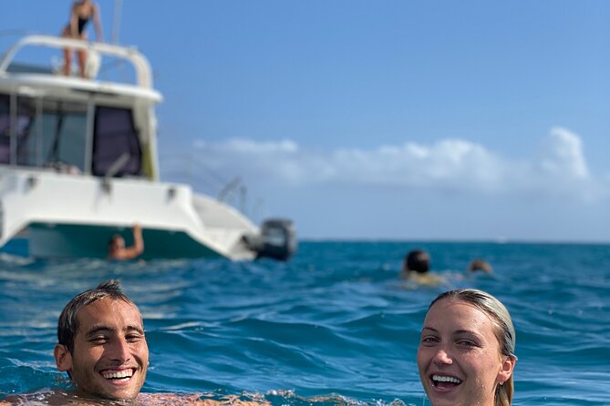 Private Catamaran Cruise and Snorkeling Tour in Honolulu - Inclusions and Amenities