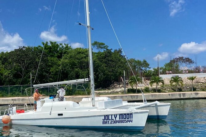 Private Catamaran Tour of Cozumel (Paraiso-Playa San Juan) - Accessibility and Participation