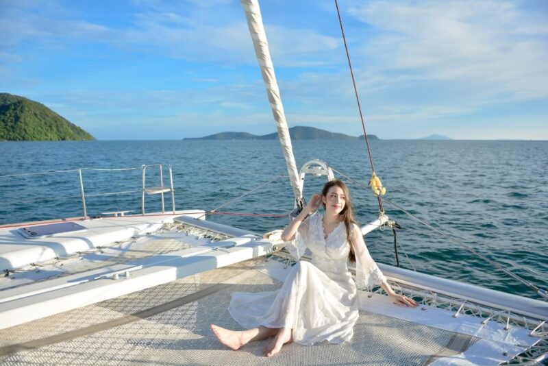 Private Catamaran Yacht to Phi Phi Island - Avoiding Crowds