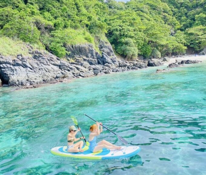 Private Catamaran Yacht to Phi Phi Island - What to Expect