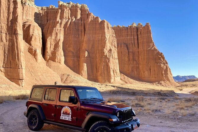 Private Cathedral Valley Jeep Tour in Utah With Prepared Picnic - Tour Accessibility