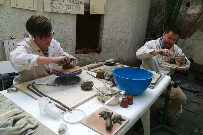 Private Ceramic Workshop in Vietri Sul Mare - Instructor Expertise