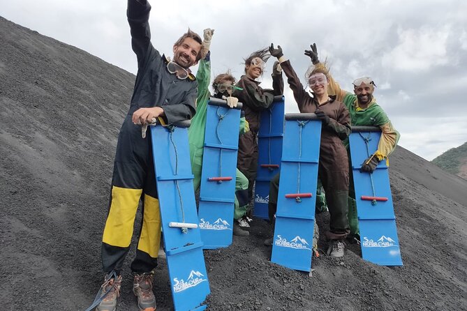Private Cerro Negro Sandboarding - Unforgettable Memories on the Dunes