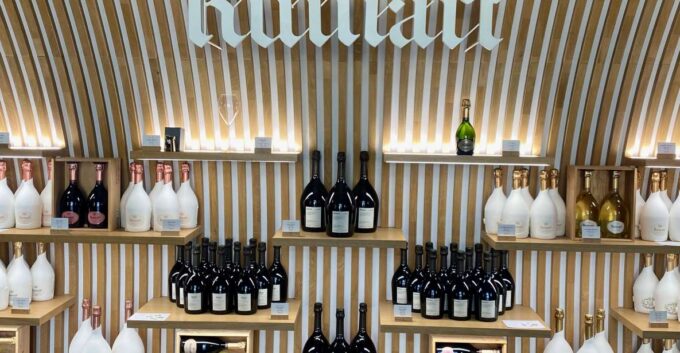 Private Champagne Ruinart, Moet Chandon VIP Tour by Mercedes - Reims Cathedral Visit