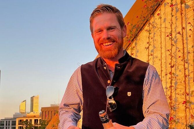 Private Champagne Sundowner on Rooftops of Munich - Reviews