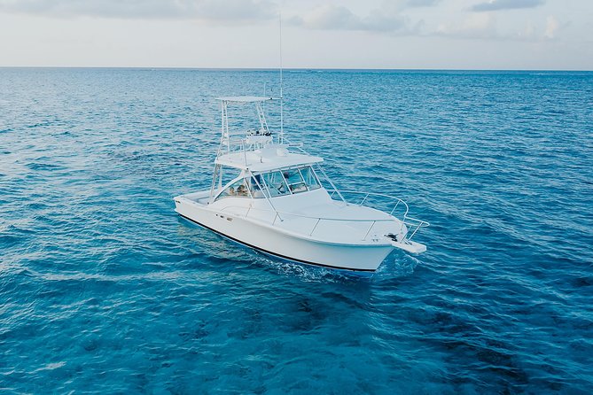 Private Charter 32ft Express Cruiser. Stingay City, Coral Reef Snorkeling - Meeting and Departure