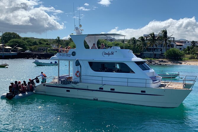 Private/Charter Catamaran Yacht on San Cristobal Island - Key Points