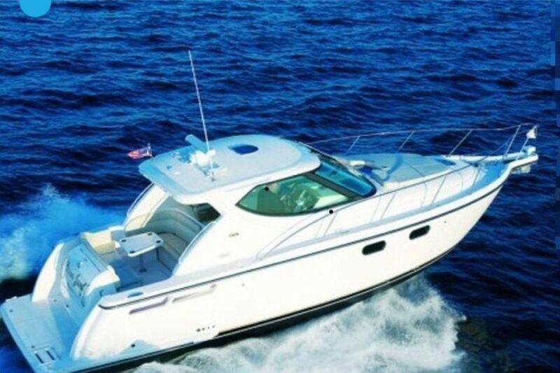 Private Charter Tours - Dedicated Crew and Comfort