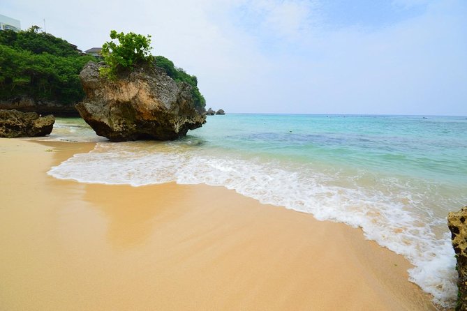Private Chartered Car to Tanah Lot and Uluwatu - Included in the Tour