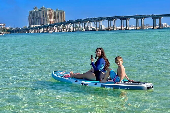 Private Chartered Luxury Pontoon Boat in Destin-Up to 6 Guests - Bottled Water and Lily Pad