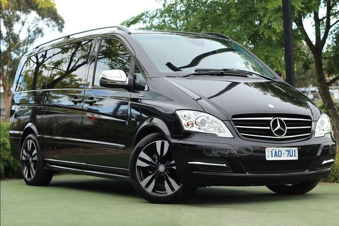 Private Chauffeured Minivan Tour of Oxford From London With a Blue Badge Guide - Key Points