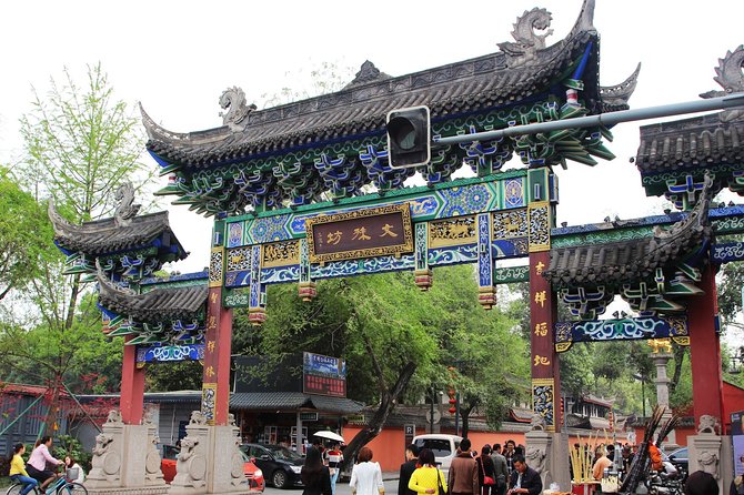 Private Chengdu Half Day Bike Tour - Itinerary Highlights