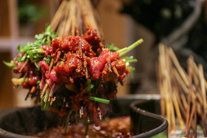 Private Chengdu Hotpot Dinning Experience at Locals Home - Meeting Point and Accessibility