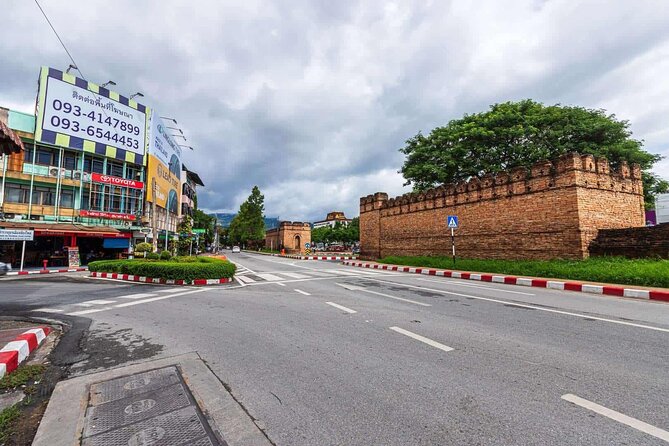 Private Chiang Mai Old City Half Day Tuk Tuk Tour - Price and Reviews