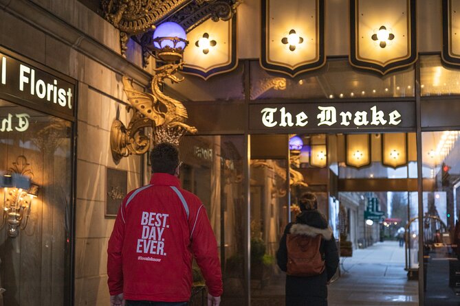 Private Chicago TV and Movie Locations 3 Hour Walking Tour - History of Chicago on Film