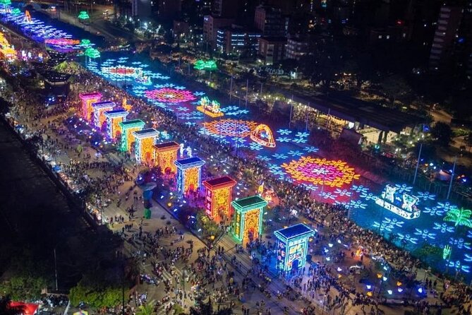 Private Christmas Lights Tour in Medellín! - Only Holiday Season! - Key Points