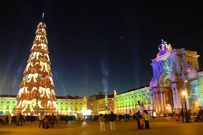 Private Christmas Lights Tuk Tuk Tour in Lisbon - Accessibility