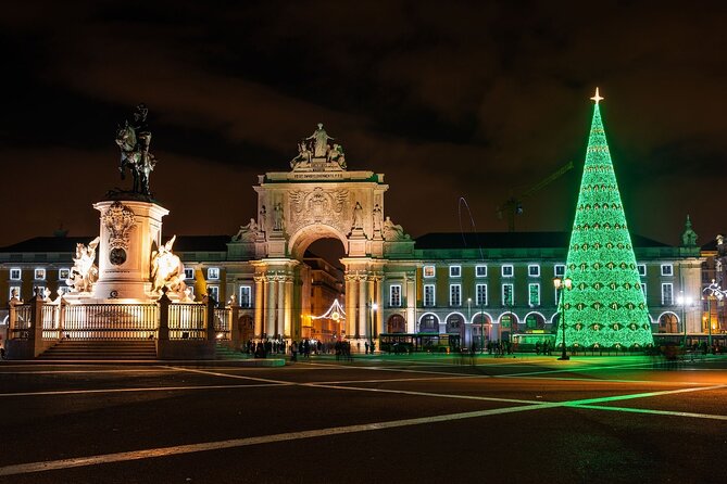 Private Christmas Lights Tuk Tuk Tour in Lisbon - Included Features