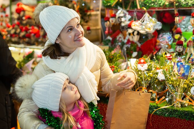 Private Christmas Market Photoshoot at Rockefeller Center - Key Points