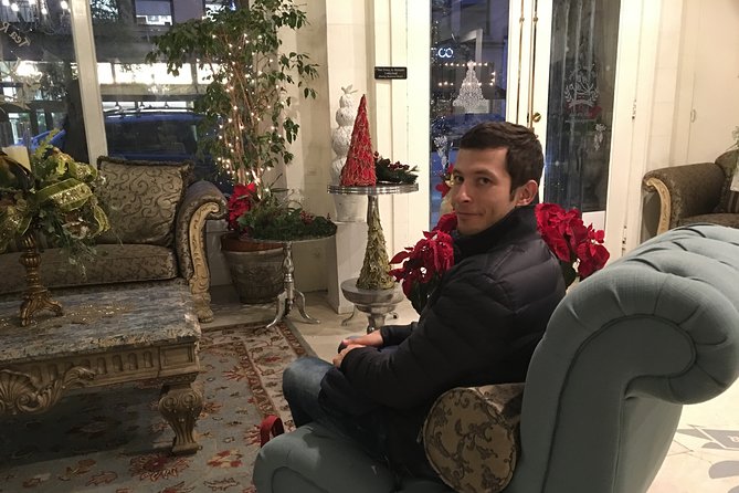 Private Christmas Tour With Christmas Afternoon Tea Ceremony in Old Pasadena - Customized Itinerary With Local Guide