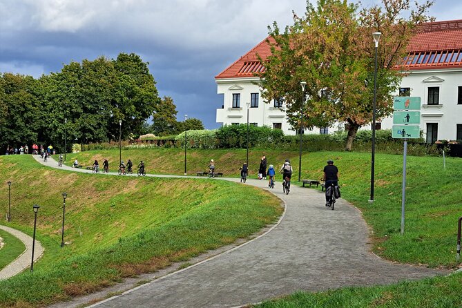 Private City Bike Tour of Vilnius Highlights - Exploring the City by Bike