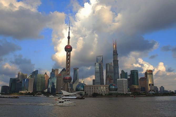 Private City Day Tour Of Shanghai Including Lunch - Exploring Shanghais Landmarks