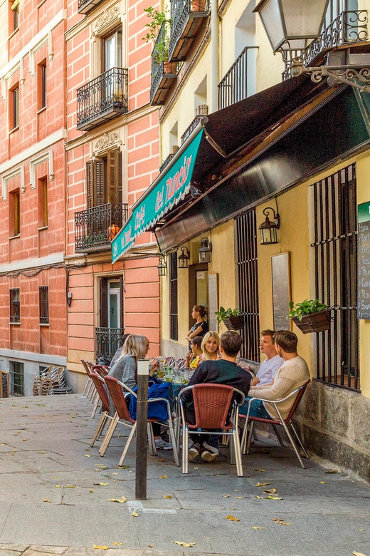 Private City Tour Around Madrid - Tour Highlights