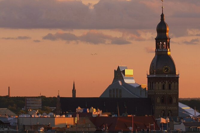 Private City Tour for Beginners in Riga - Language Support and Accessibility