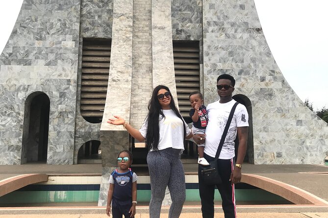 Private City Tour in Accra With Hotel Pickup and Lunch - Accessibility