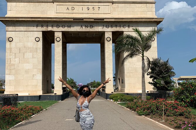 Private City Tour in Accra With Hotel Pickup and Lunch - Considerations