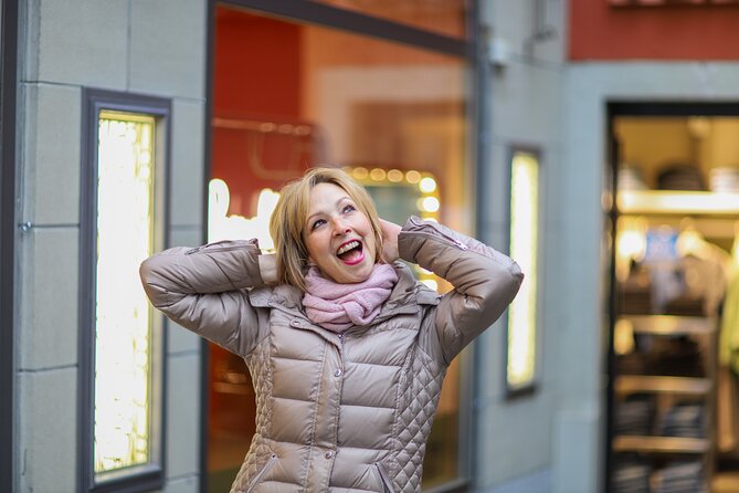 Private City Tour & Photoshoot With a Local in Zurich - Discover Zurichs Hidden Gems