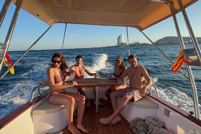 Private Classic Boat Tour in Barcelona - Accessibility and Participation
