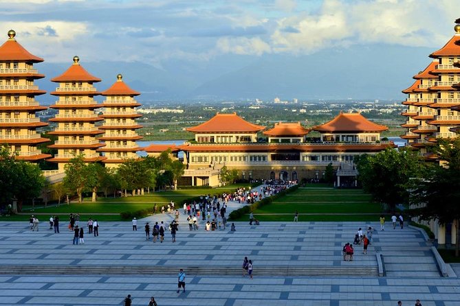 Private Classic Kaohsiung Day Tour - Booking Information