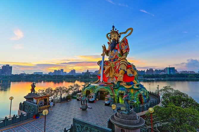 Private Classic Kaohsiung Day Tour - Traveler Feedback