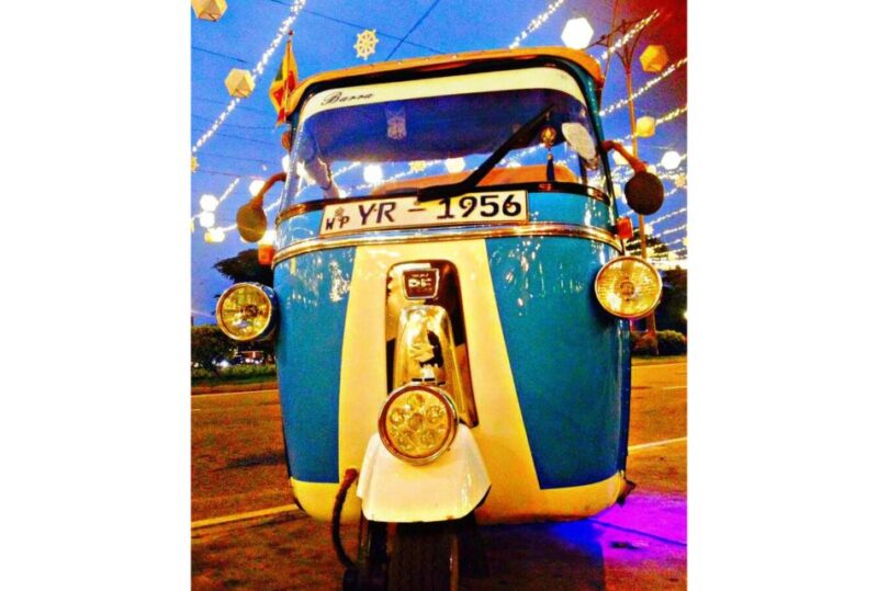 Private Colombo Tuktuk Tour With Free Snacks - Itinerary Highlights