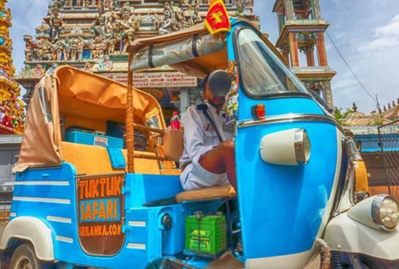 Private Colombo Tuktuk Tour With Free Snacks - Experience Description