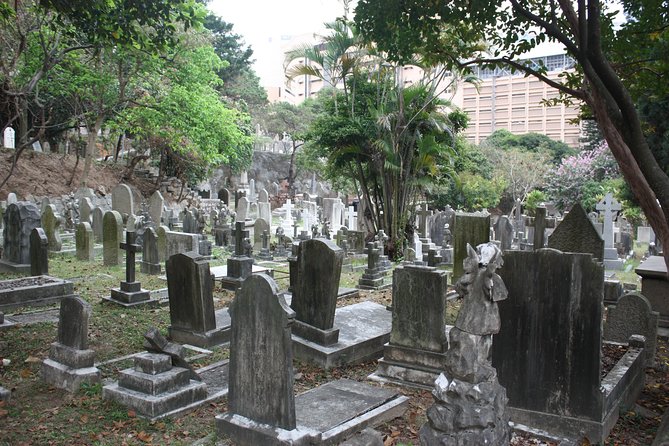 Private Colonial Cemeteries Tour - Inclusions