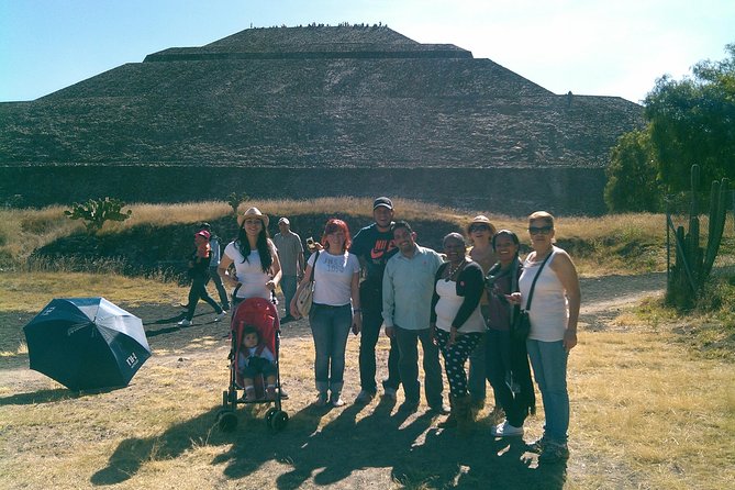 Private Combo 2 Days: Teotihuacan + Basilica + Tlatelolco + Xochimilco + Frida + Coyoacan - Meeting Points and Pickup