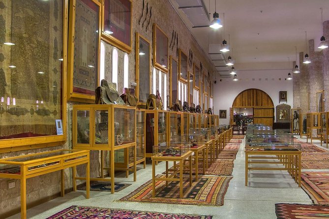 (Private Combo Tour) Sheikh Faisal Museum And Camel Race Track - Tour Highlights