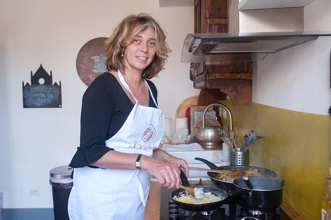 Private Cooking Class at a Cesarinas Home in Pisa - Key Points