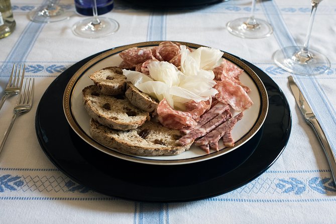 Private Cooking Class at a Cesarinas Home With Tasting in San Gimignano - Key Points