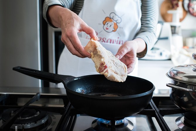 Private Cooking Class at a Cesarinas Home With Tasting in San Gimignano - Meeting Point and Location
