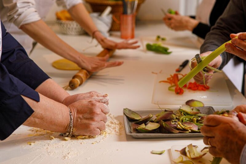 Private Cooking Class in the Heart of Rome - Dining and Enjoyment