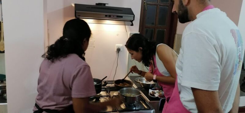 Private Cooking Class & Local Home Dining in Ella - Private Group Setting