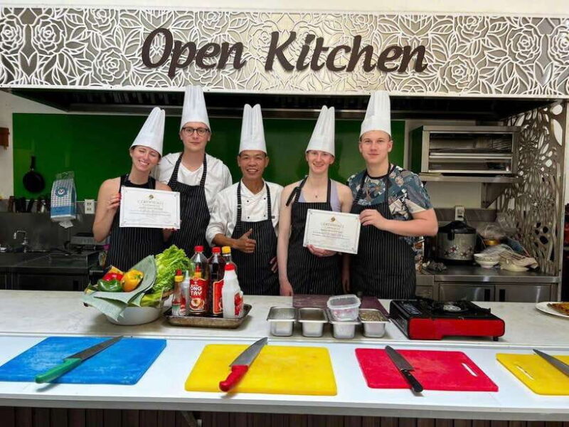 Private Cooking Class Tour With Master Chef - Group Size and Personalization