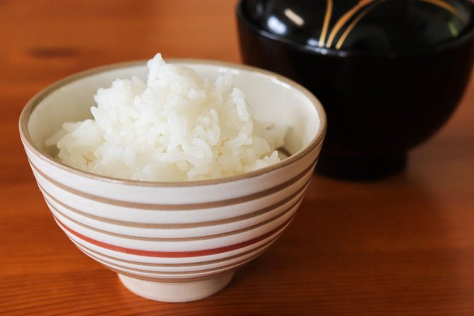 Private Cooking Class With a Sapporo Local Kanae in Her Home - Meeting Point and Transportation