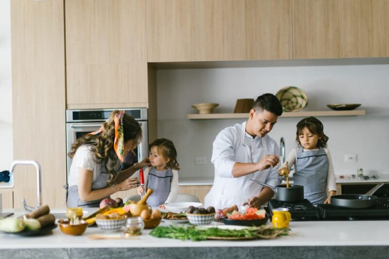 Private Cooking Class: With Chef, Food Tasting and Lunch - Class Inclusions