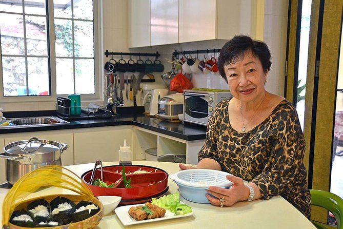 Private Cooking Demo and Meal With an Expert Singaporean Home Cook - Key Points