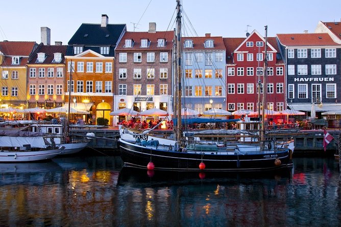 Private Copenhagen City Tour With Rosenborg Castle - Tour Inclusions and Amenities